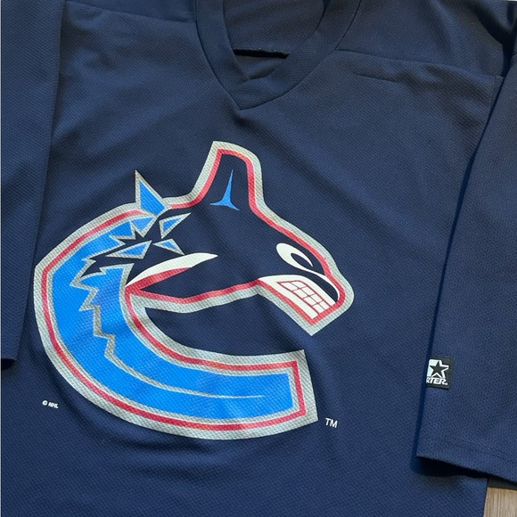 Vintage Hockey Canucks Starter Jersey - Picture 9 of 10